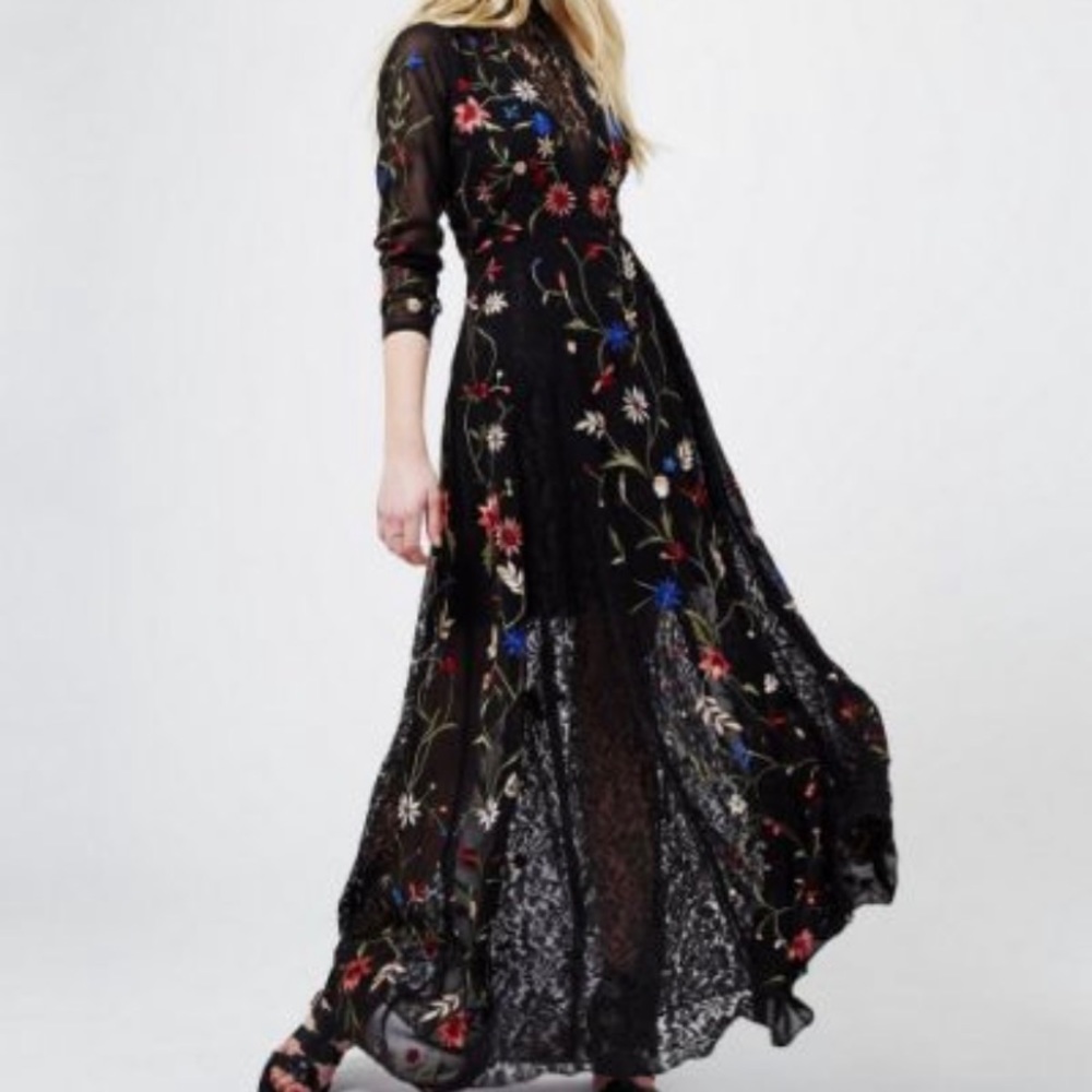 Miss.Selfridge Embroidered Maxi Dress w/tags